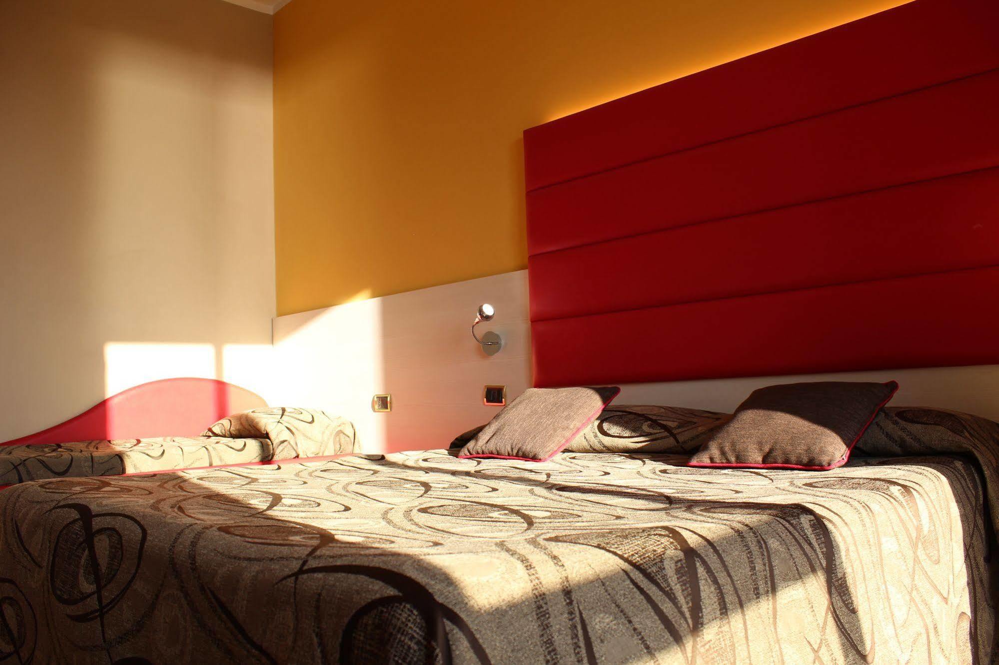 Hotel Eco Del Mare มารีนา ดิ มาซซา ภายนอก รูปภาพ